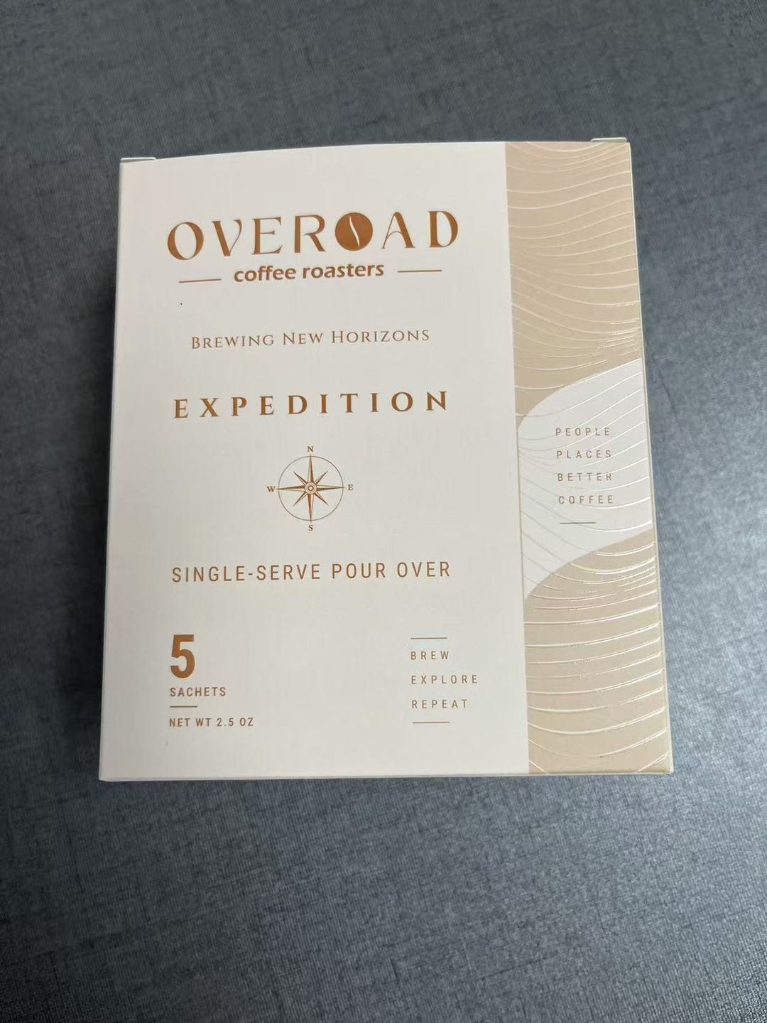 Front of the EXPEDITION box: 5 single-serve pour over sachets
